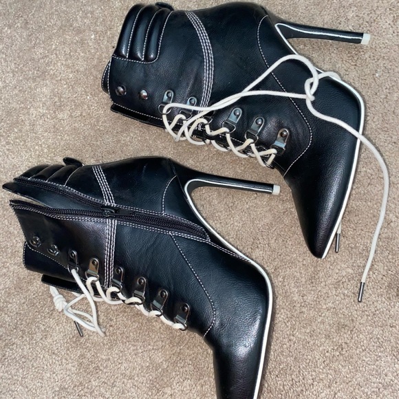 NEW - Picture 2 of 3